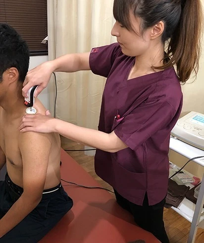 香川県高松市で慢性的な腰痛・肩こりを根本改善するなつめ鍼灸整骨院の交通事故治療